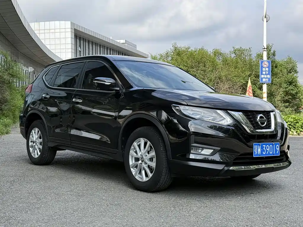 Nissan X-Trail 2023 — фото 3