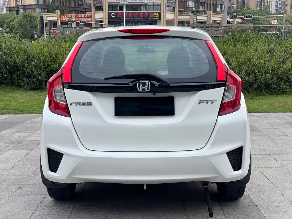 Honda Fit 2016 — фото 5