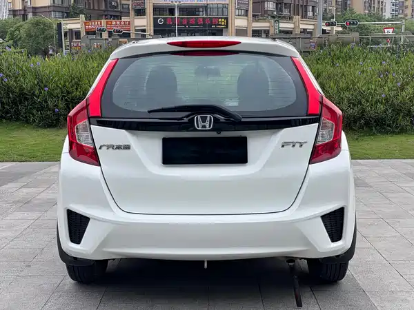 Honda Fit 2016