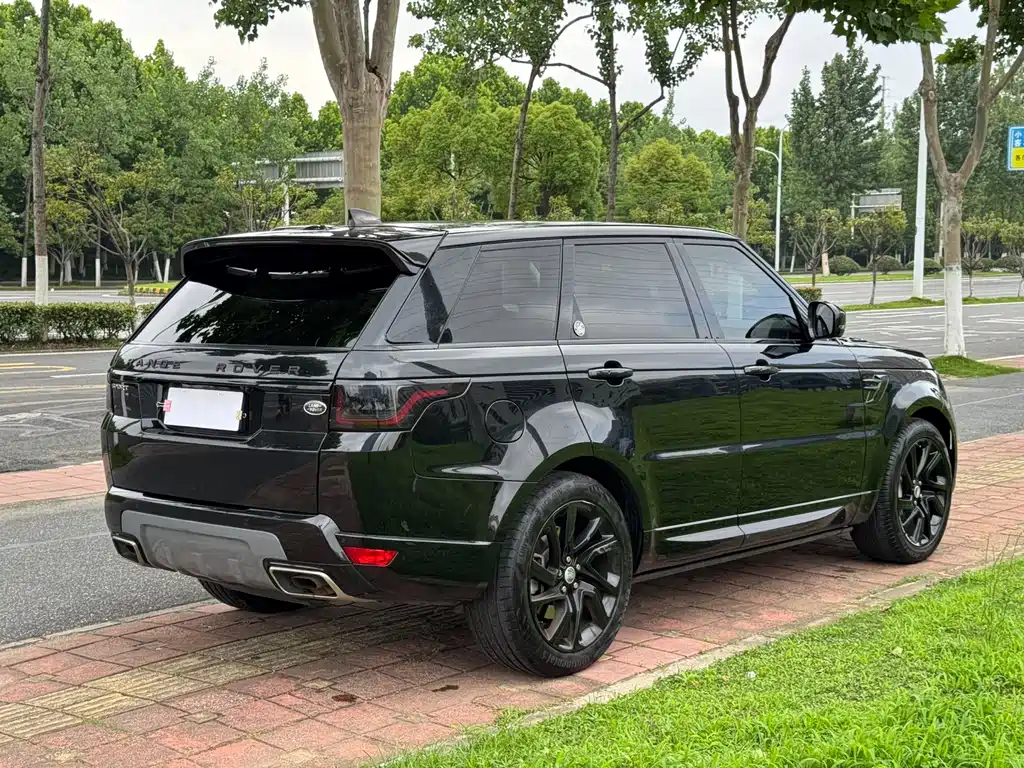 Land Rover Sport 2020 — фото 9