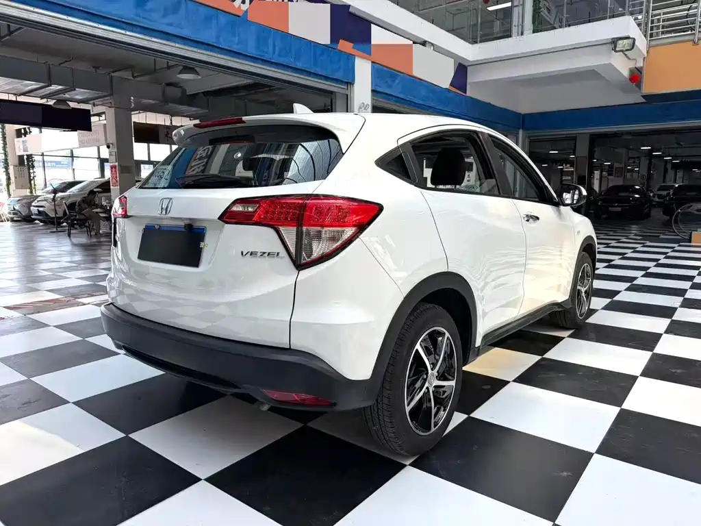 Honda Vezel 2022 — фото 17
