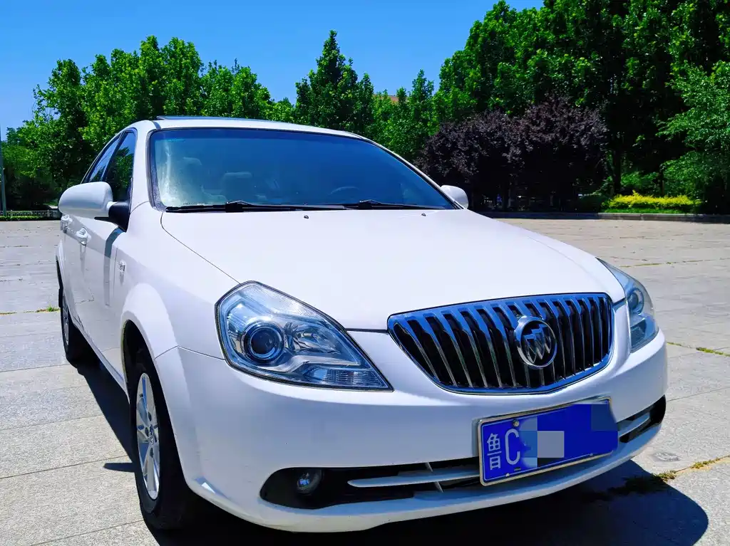 Buick Excelle 2014 — фото 3