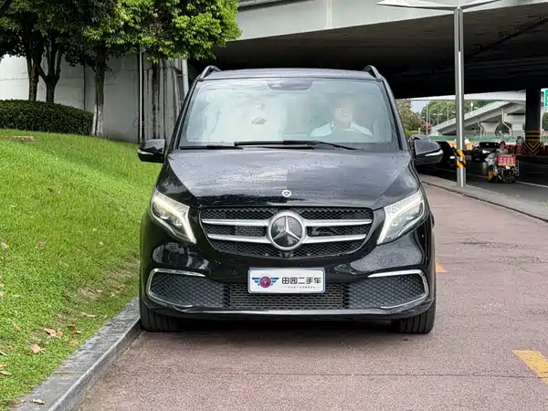 Mercedes-Benz V-Class 2022