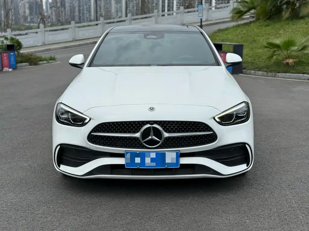 Mercedes-Benz C-Class 2024 — фото 2