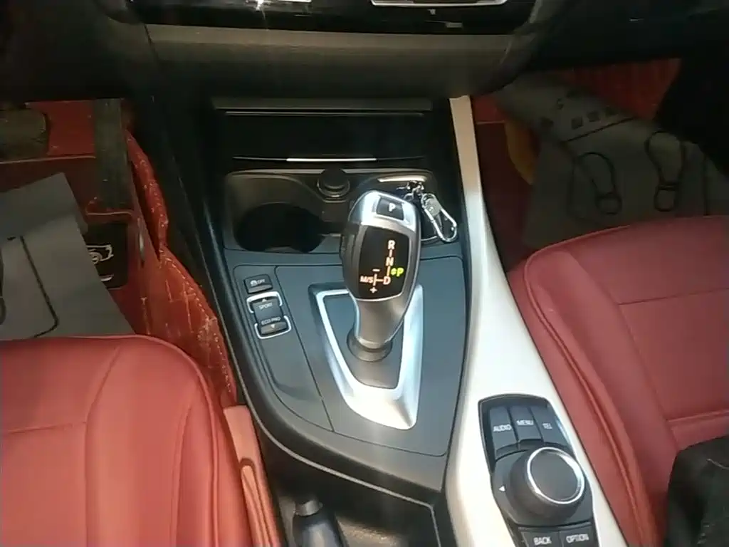 BMW 1 Series 2016 — фото 14