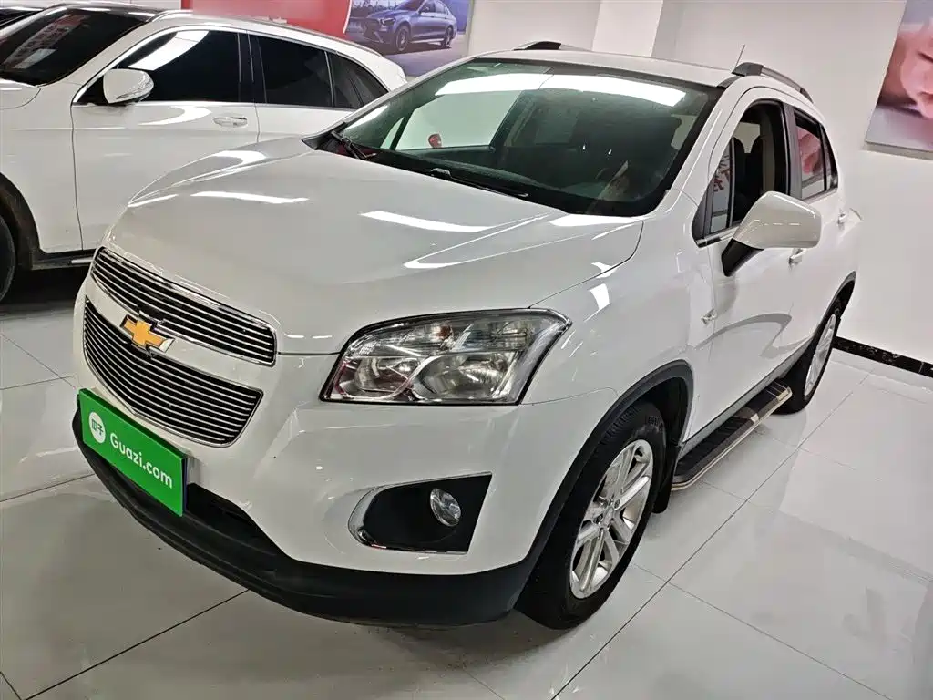 Chevrolet Trax 2016 — фото 1