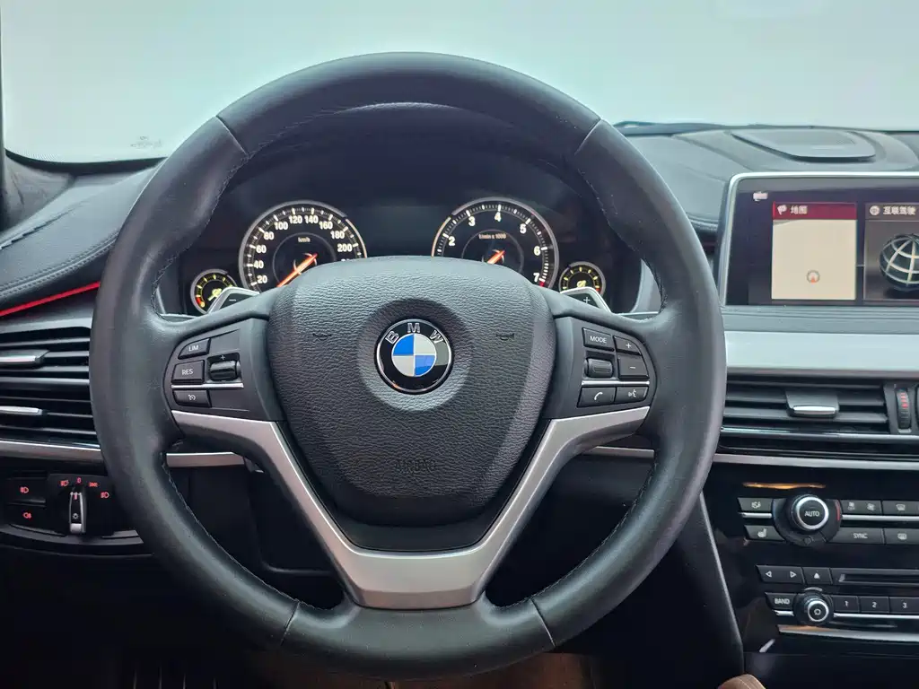 BMW X6 2018 — фото 20