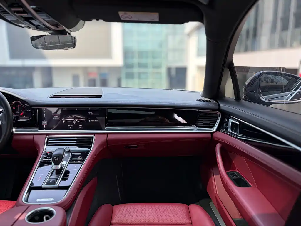 Porsche Panamera 2018 — фото 14