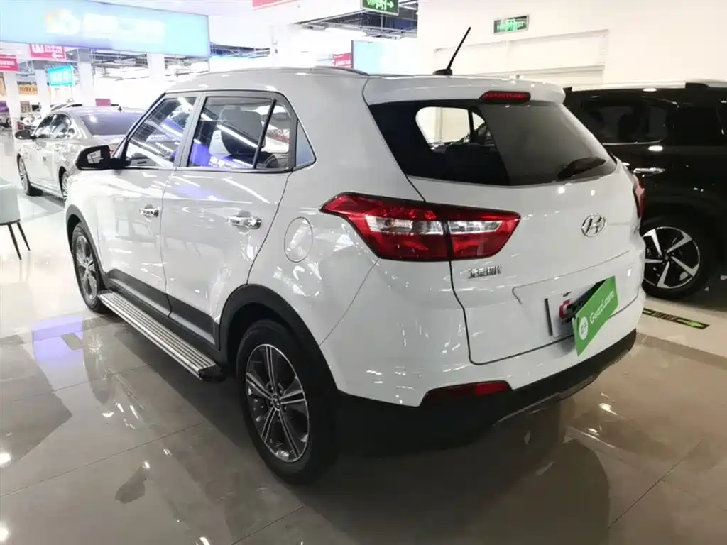 Hyundai ix25 2017 — фото 5