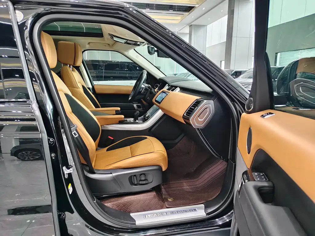 Land Rover Sport 2022 — фото 24
