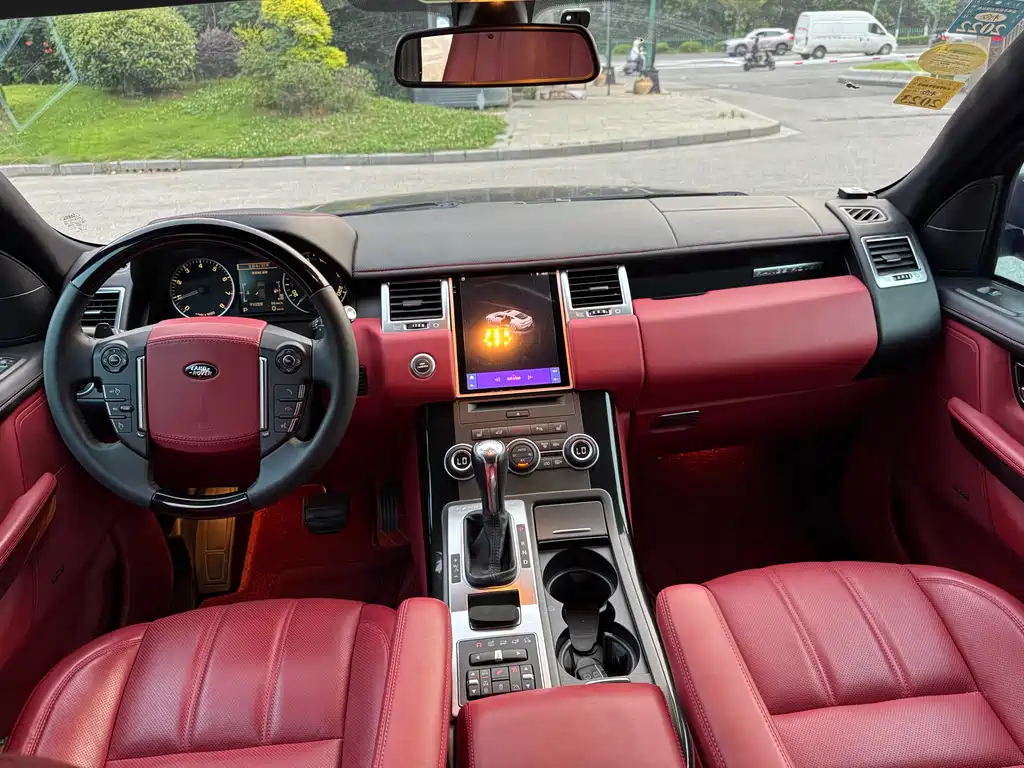 Land Rover Sport 2013 — фото 16