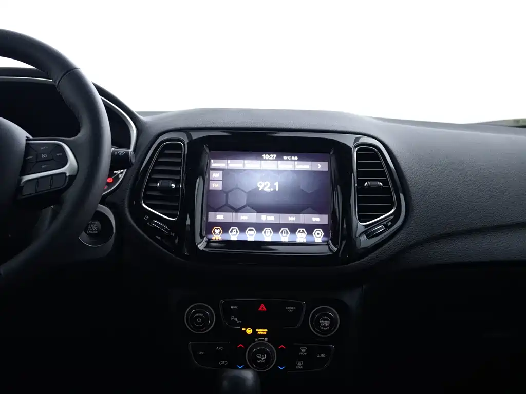 Jeep Compass 2021 — фото 10