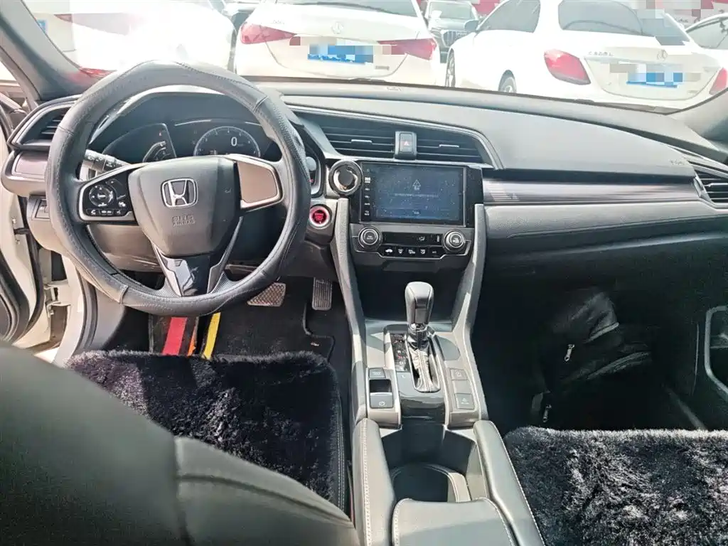Honda Civic 2022 — фото 10