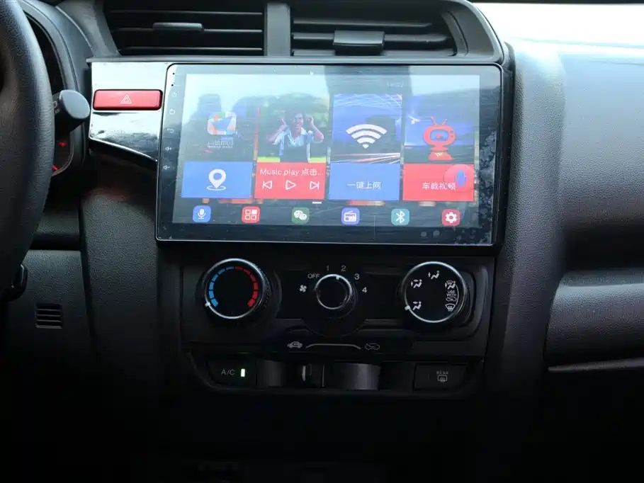 Honda Fit 2016 — фото 13