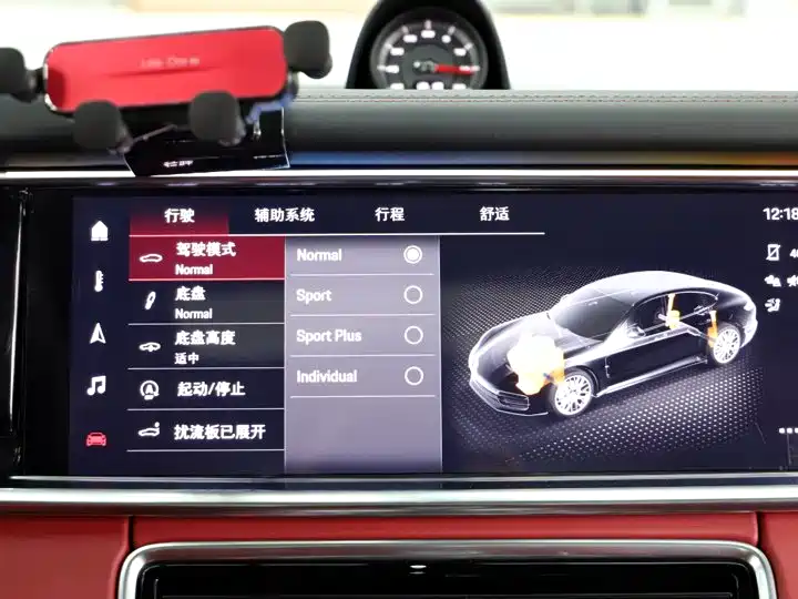 Porsche Panamera 2021 — фото 10