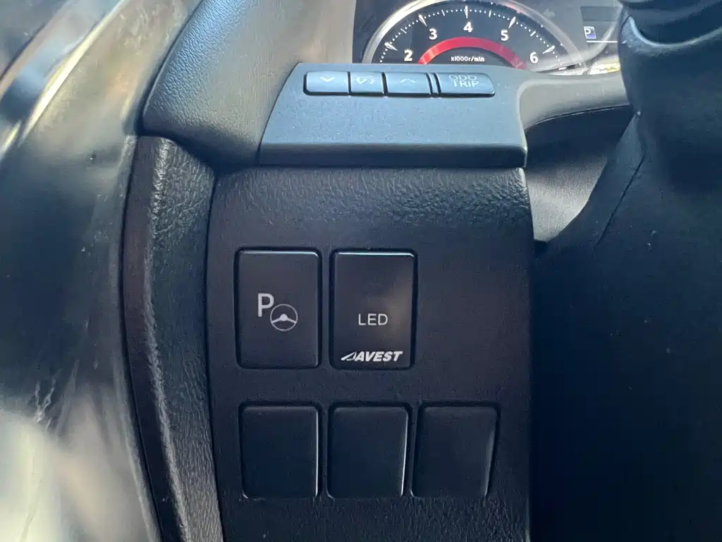 Toyota Vellfire 2021 — фото 18