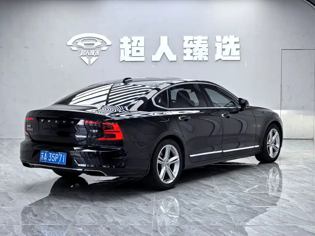 Volvo S90 2019 — фото 16