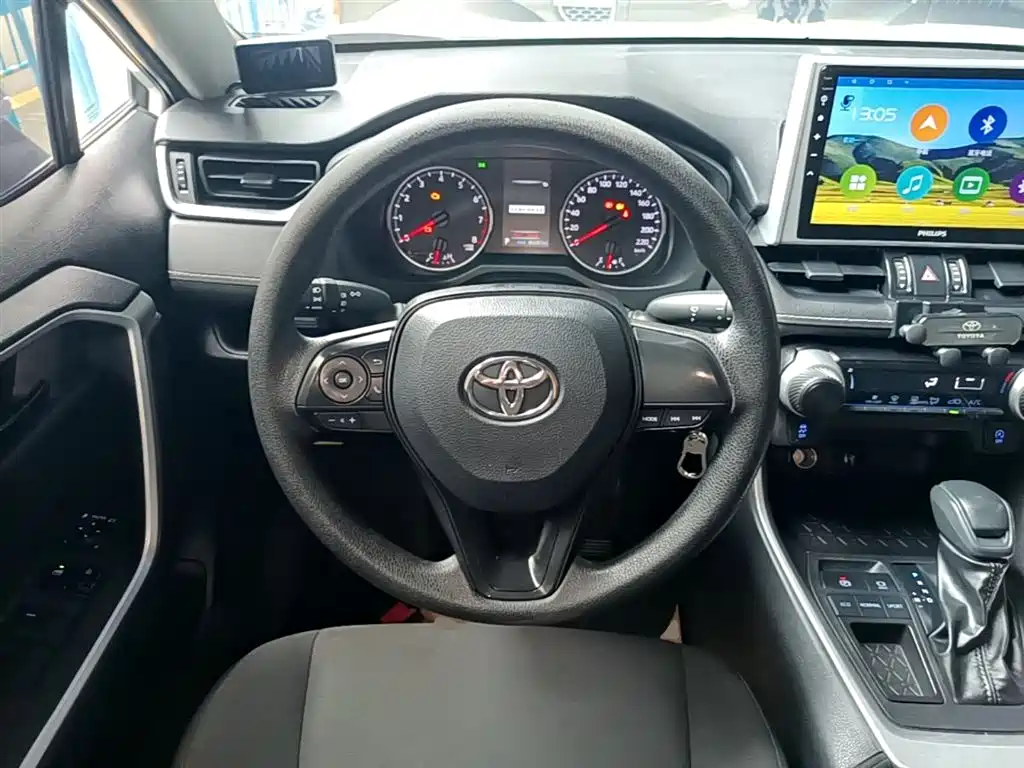 Toyota Wildlander 2023 — фото 11