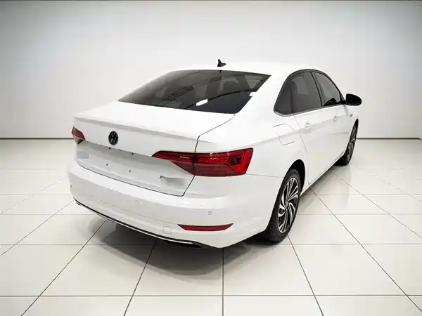 Volkswagen Sagitar 2021