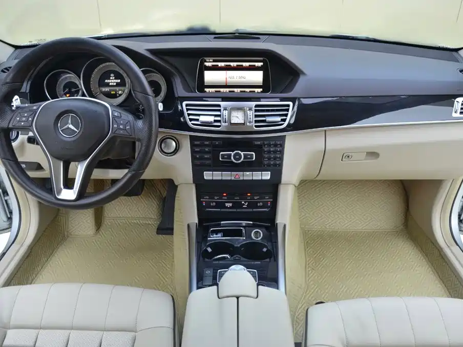 Mercedes-Benz E-Class 2015 — фото 6