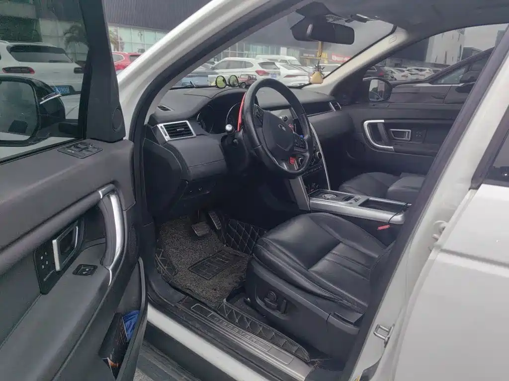 Land Rover Discovery Sport 2016 — фото 14