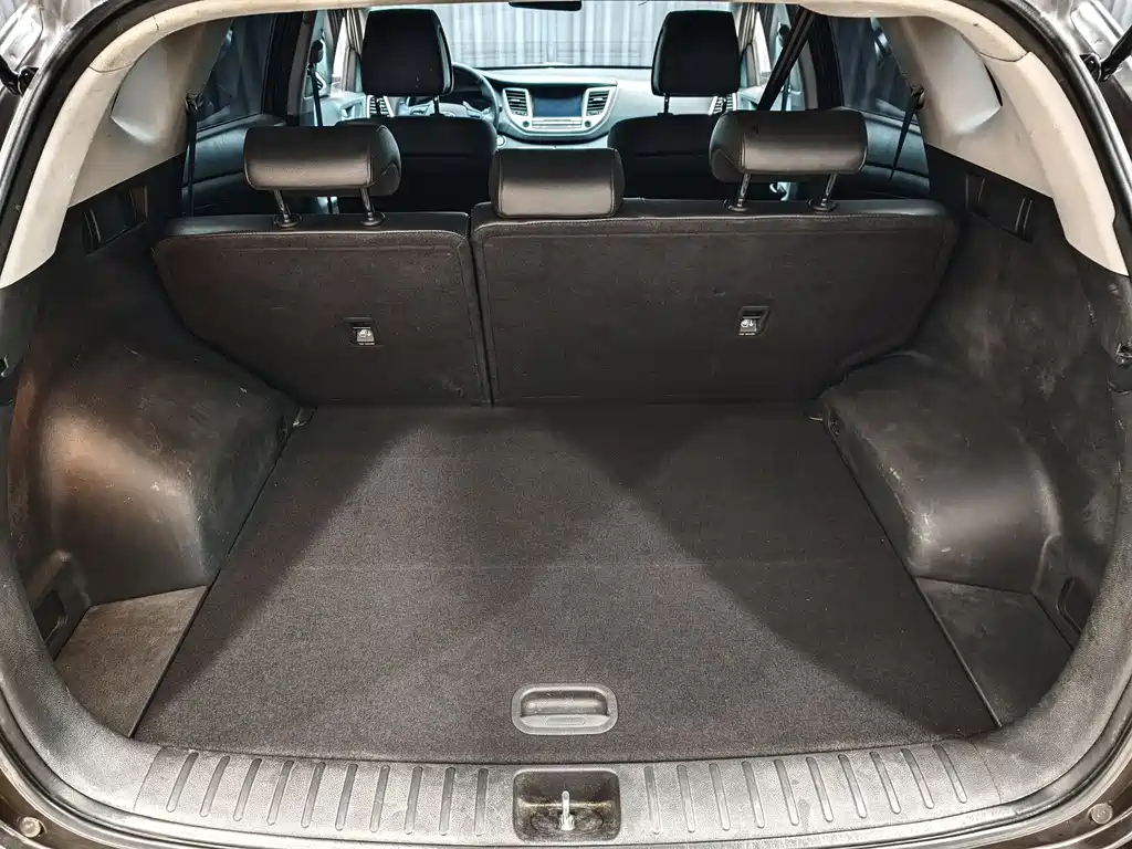 Hyundai Tucson 2018 — фото 19