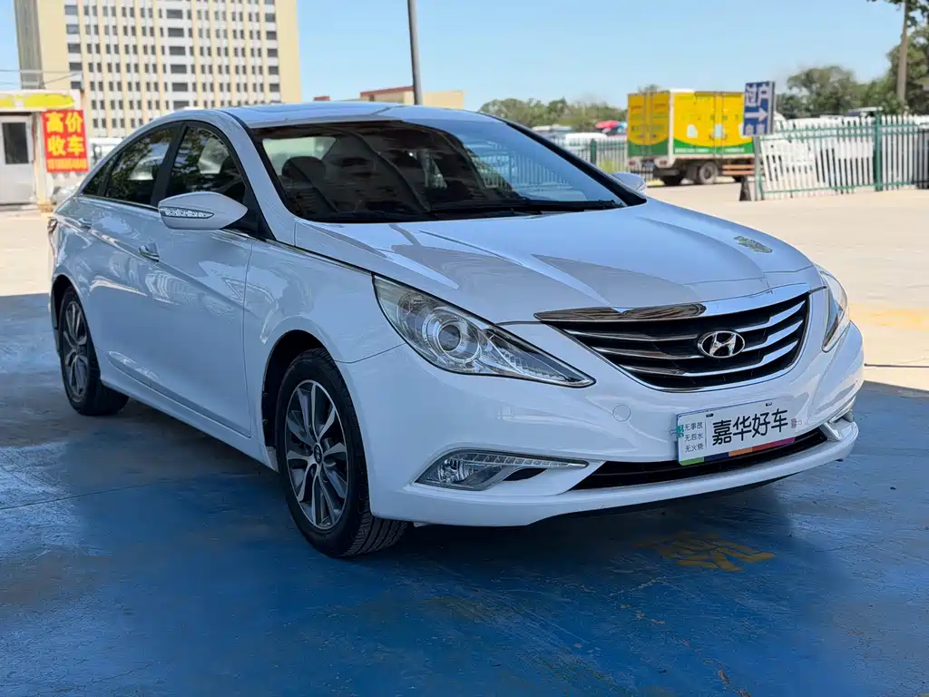 Hyundai Sonata 2013 — фото 3