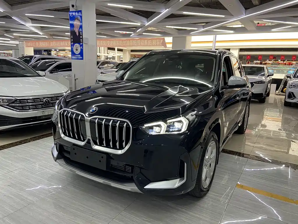 BMW X1 2023 — фото 1
