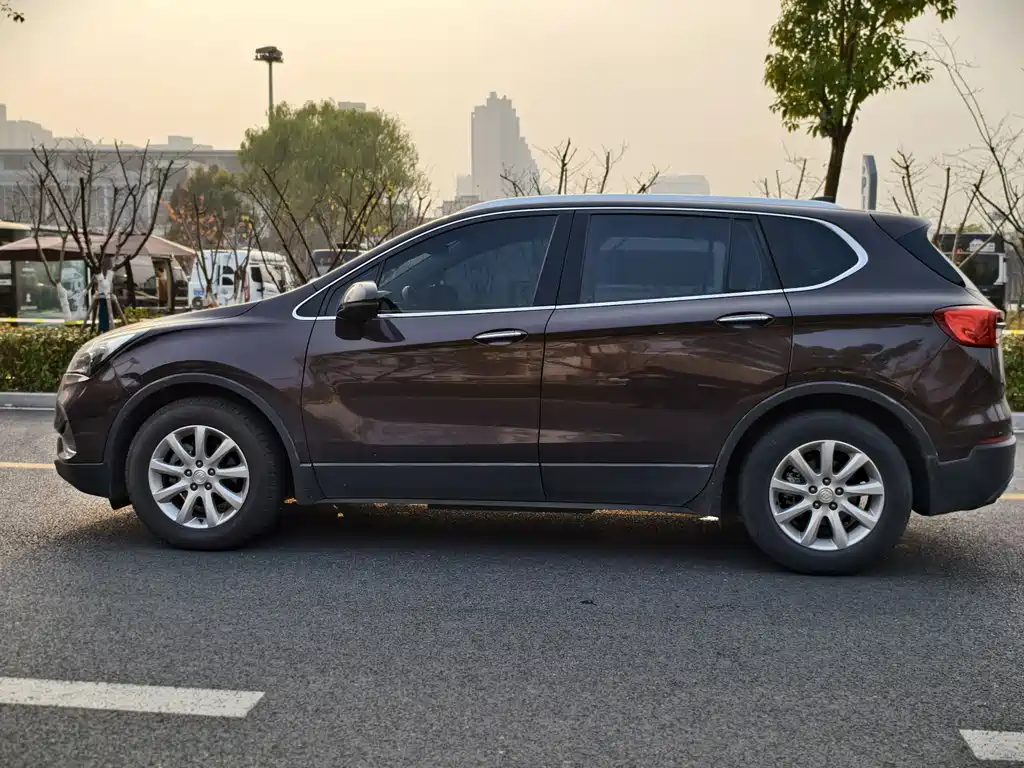Buick Envision Plus 2022 — фото 8