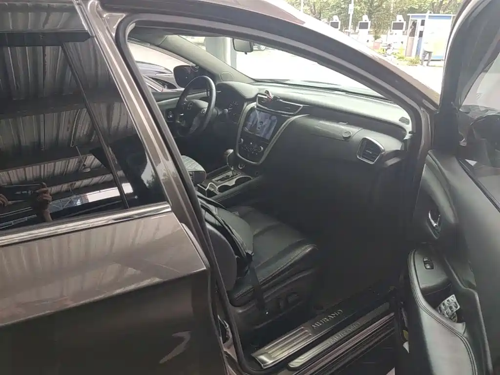 Nissan Murano 2018 — фото 25