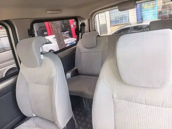 Wuling Rongguang V 2019