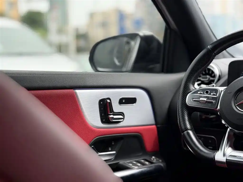 Mercedes-Benz GLA AMG 2022 — фото 16
