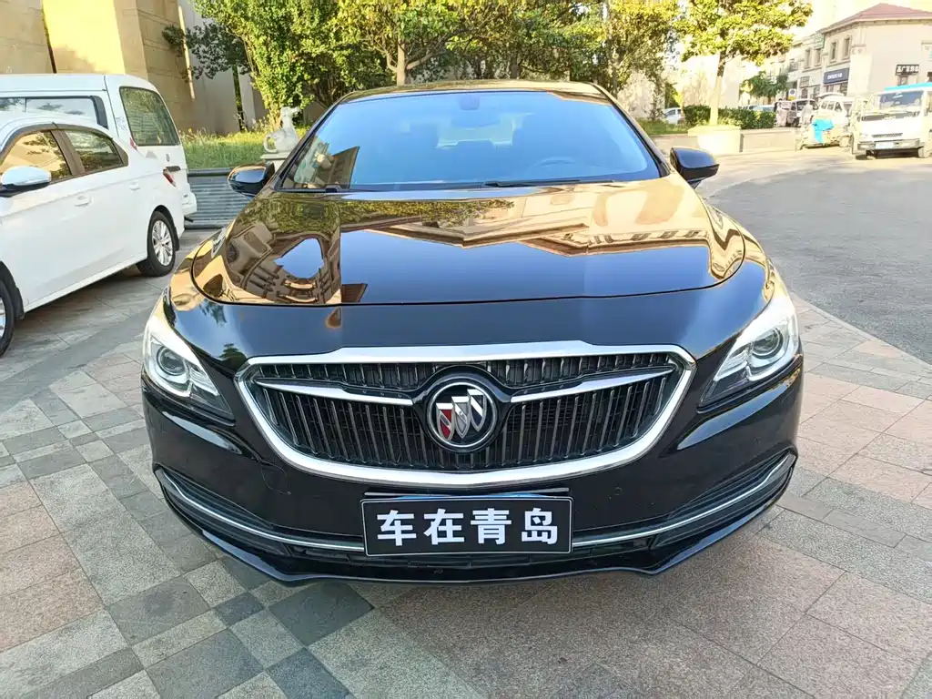 Buick LaCrosse 2017 — фото 3