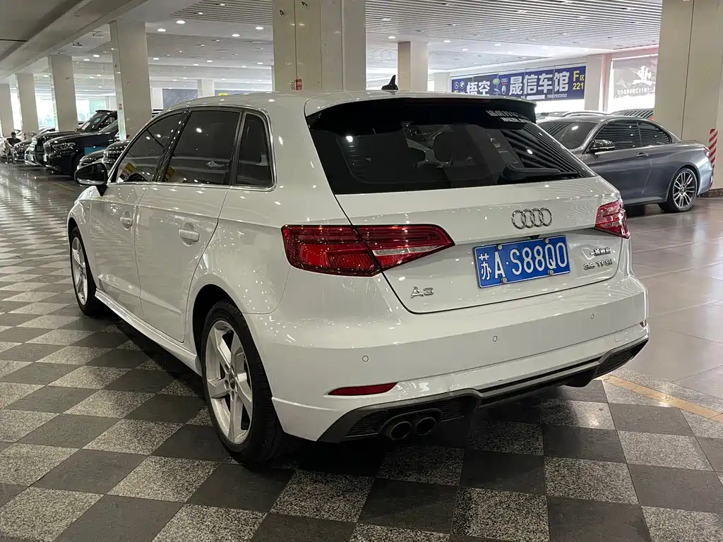 Audi A3 2019 — фото 5