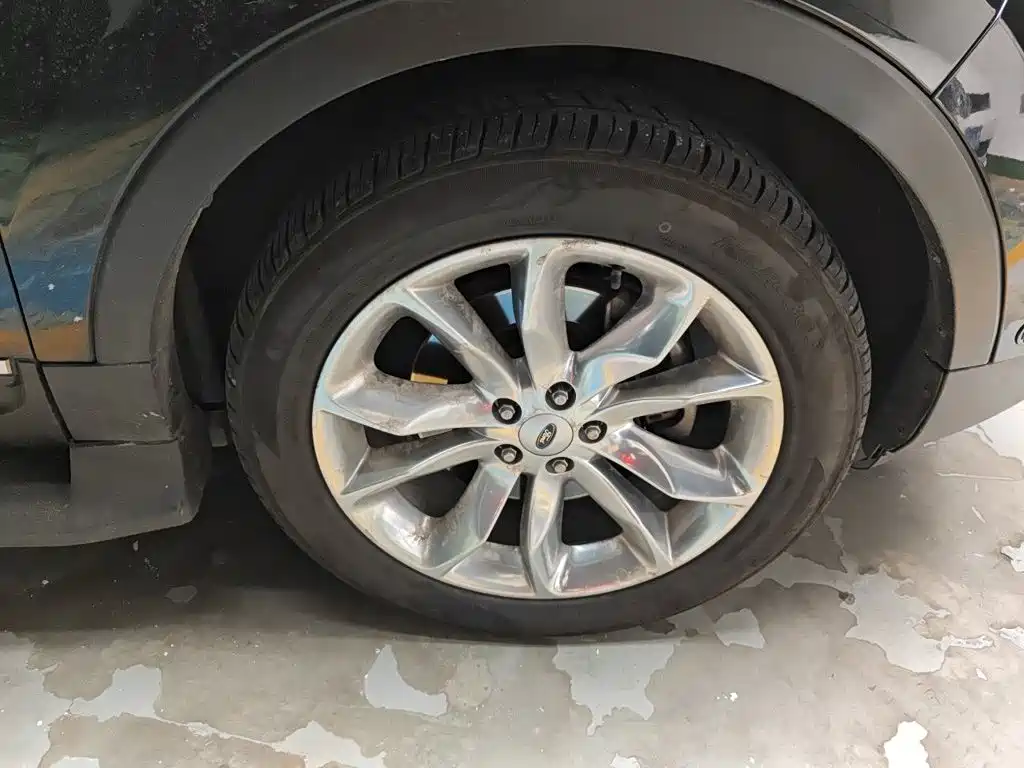 Ford Explorer 2015 — фото 24