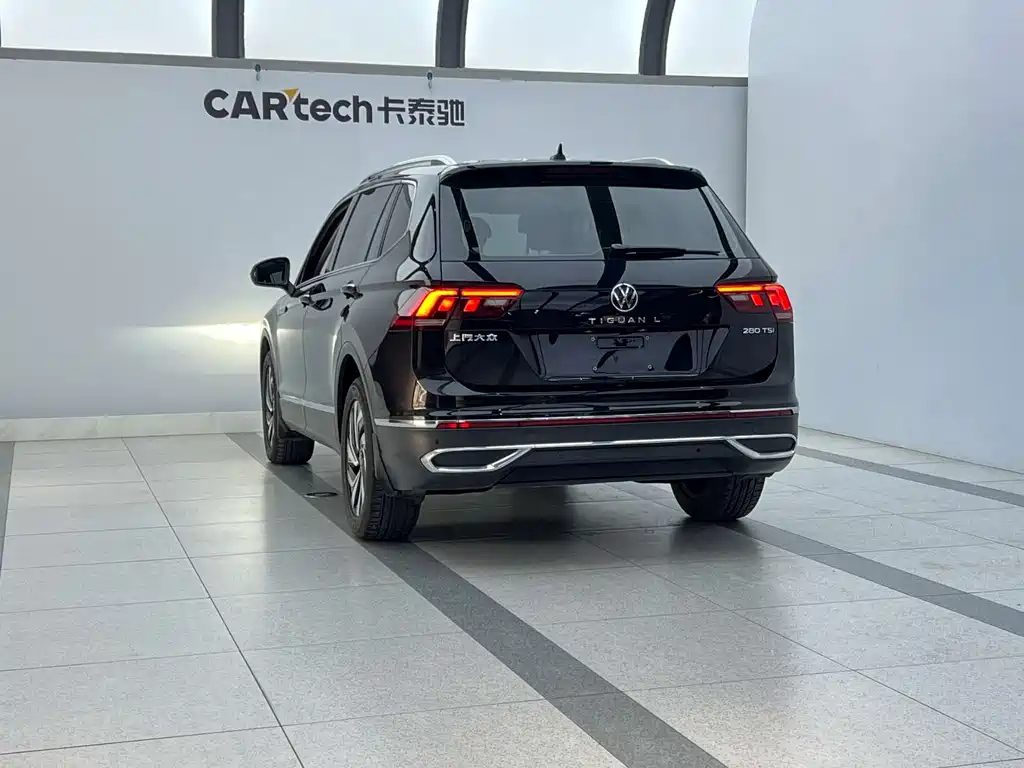 Volkswagen Tiguan L 2023 — фото 30