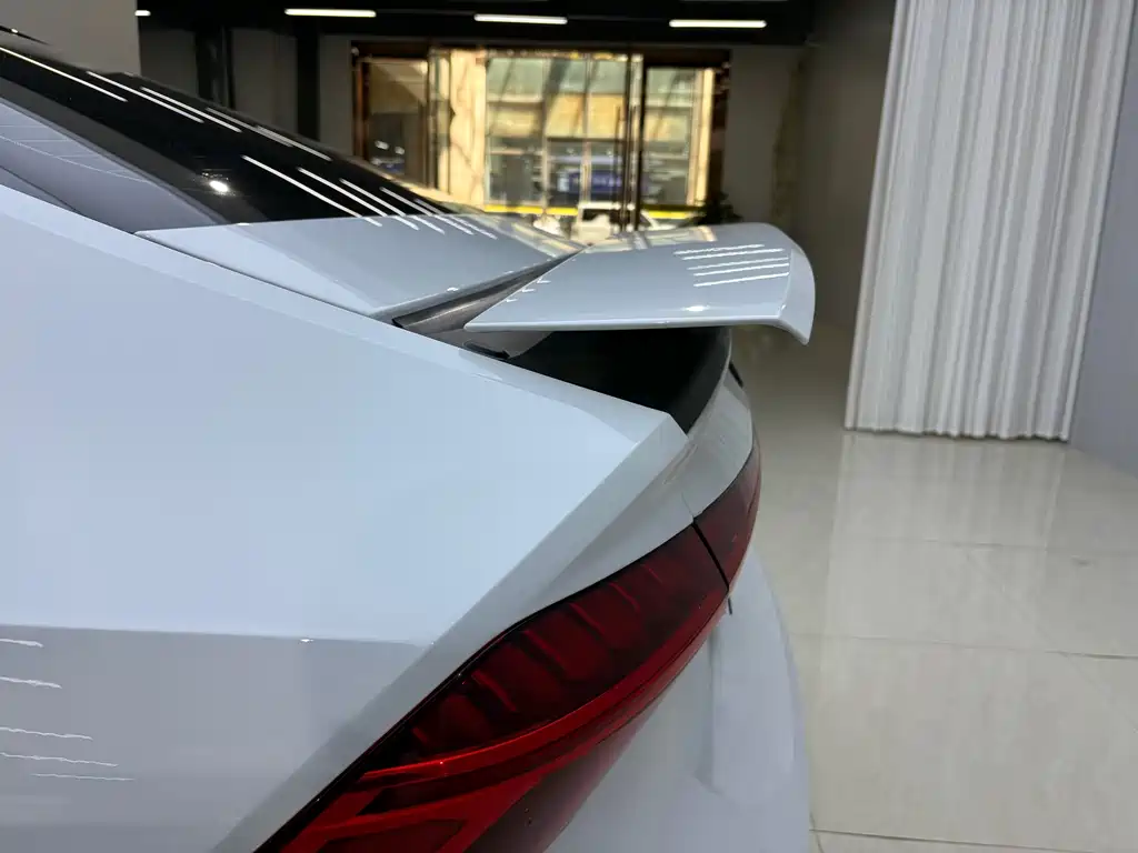 Audi A7 2023 — фото 14