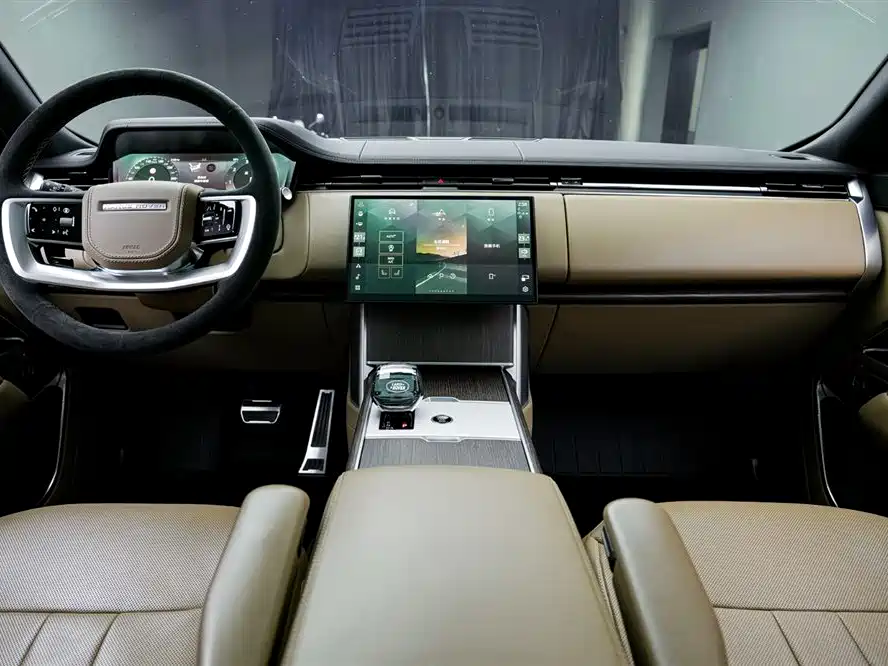 Land Rover Range Rover 2024 — фото 10
