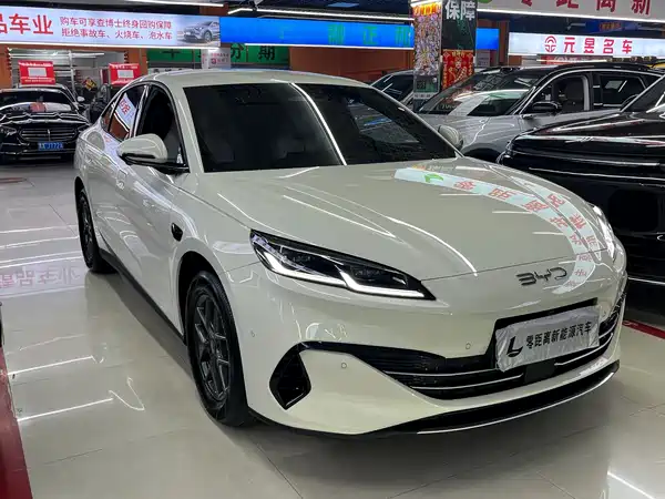 BYD Seal 06 2025