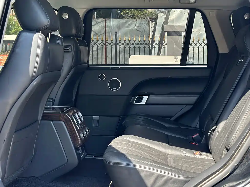 Land Rover Range Rover 2017 — фото 6