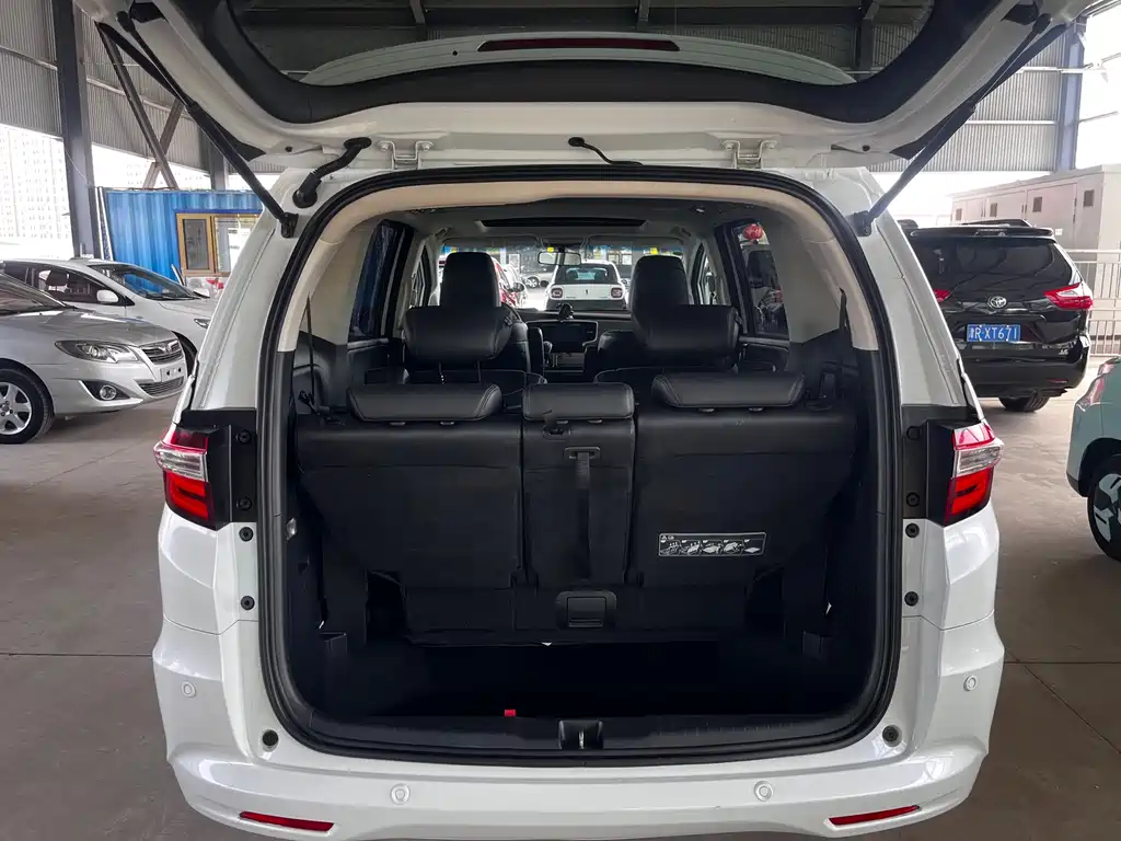 Honda Odyssey 2016 — фото 16