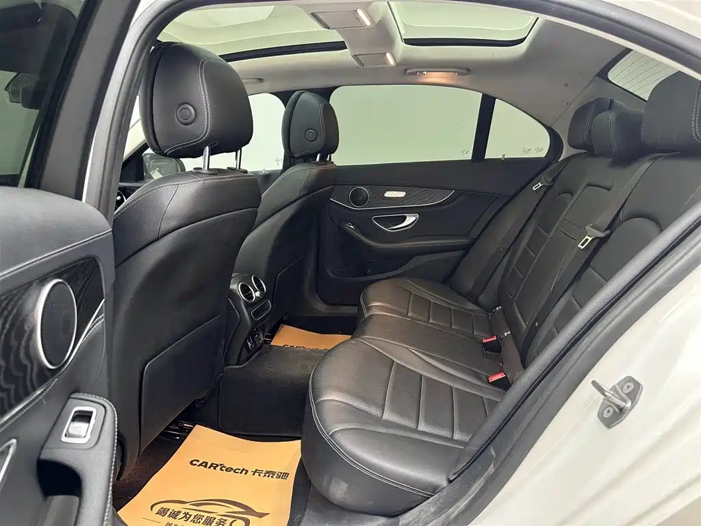 Mercedes-Benz C-Class 2019 — фото 9