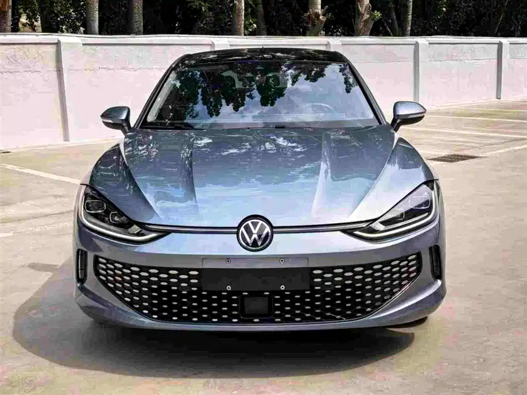 Volkswagen Lamando 2022 — фото 2
