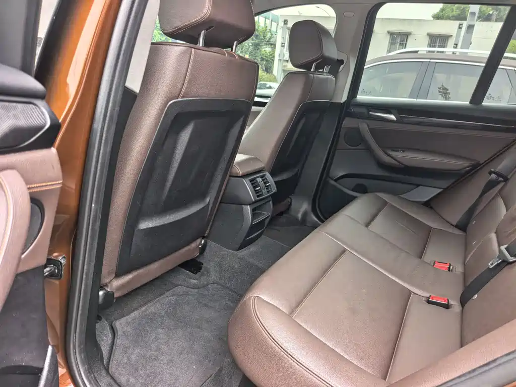 BMW X3 2016 — фото 12