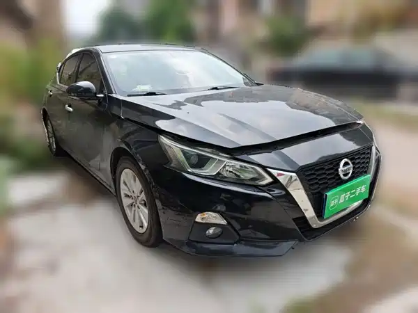 Nissan Teana 2022