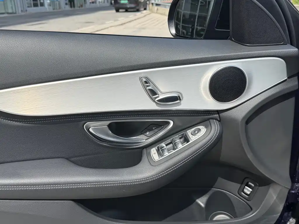 Mercedes-Benz C-Class 2020 — фото 9