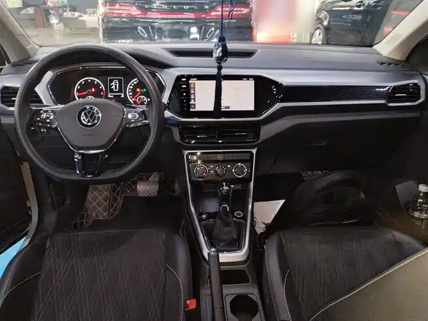 Volkswagen T-Cross 2021