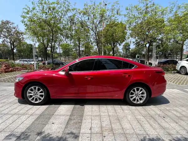 Mazda Atenza 2015