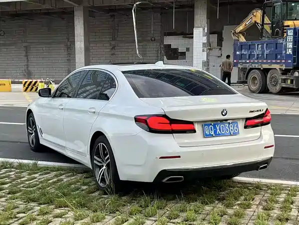 BMW 5 Series 2021