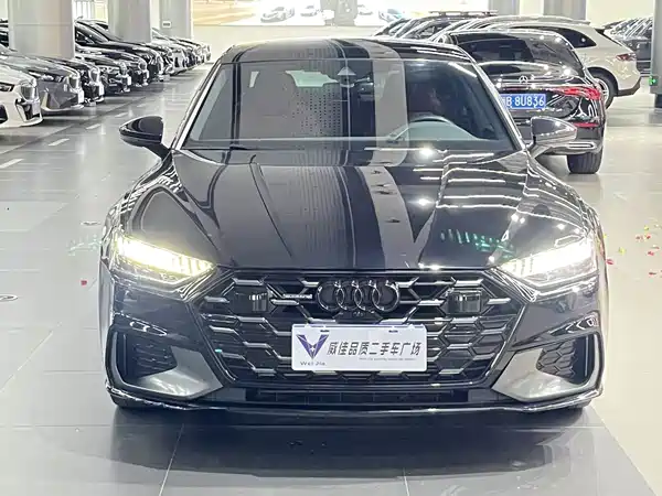 Audi A7L 2025